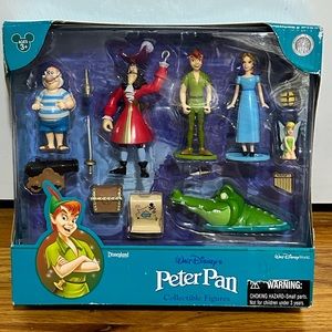 NIB Peter Pan Collectible Figures Set